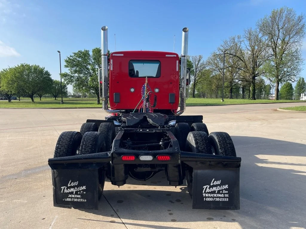 2020 Peterbilt 567 - image 4