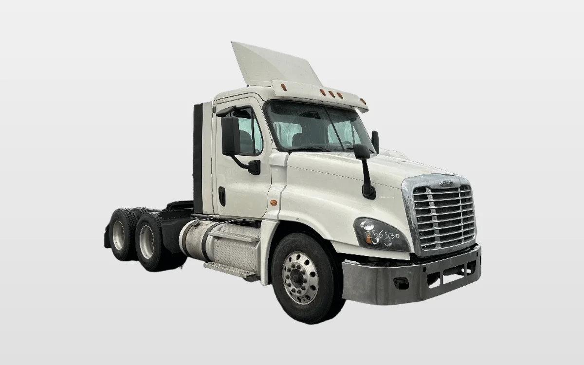 2019 Freightliner - image 1