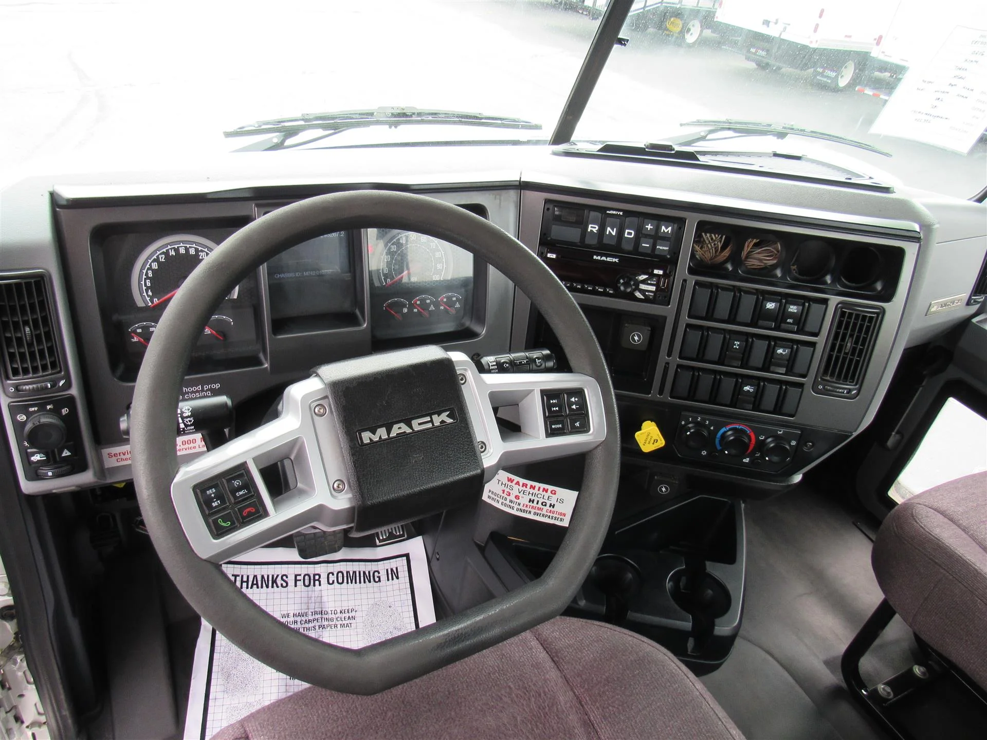2020 Mack Anthem in Kansas City, MO — photo 12