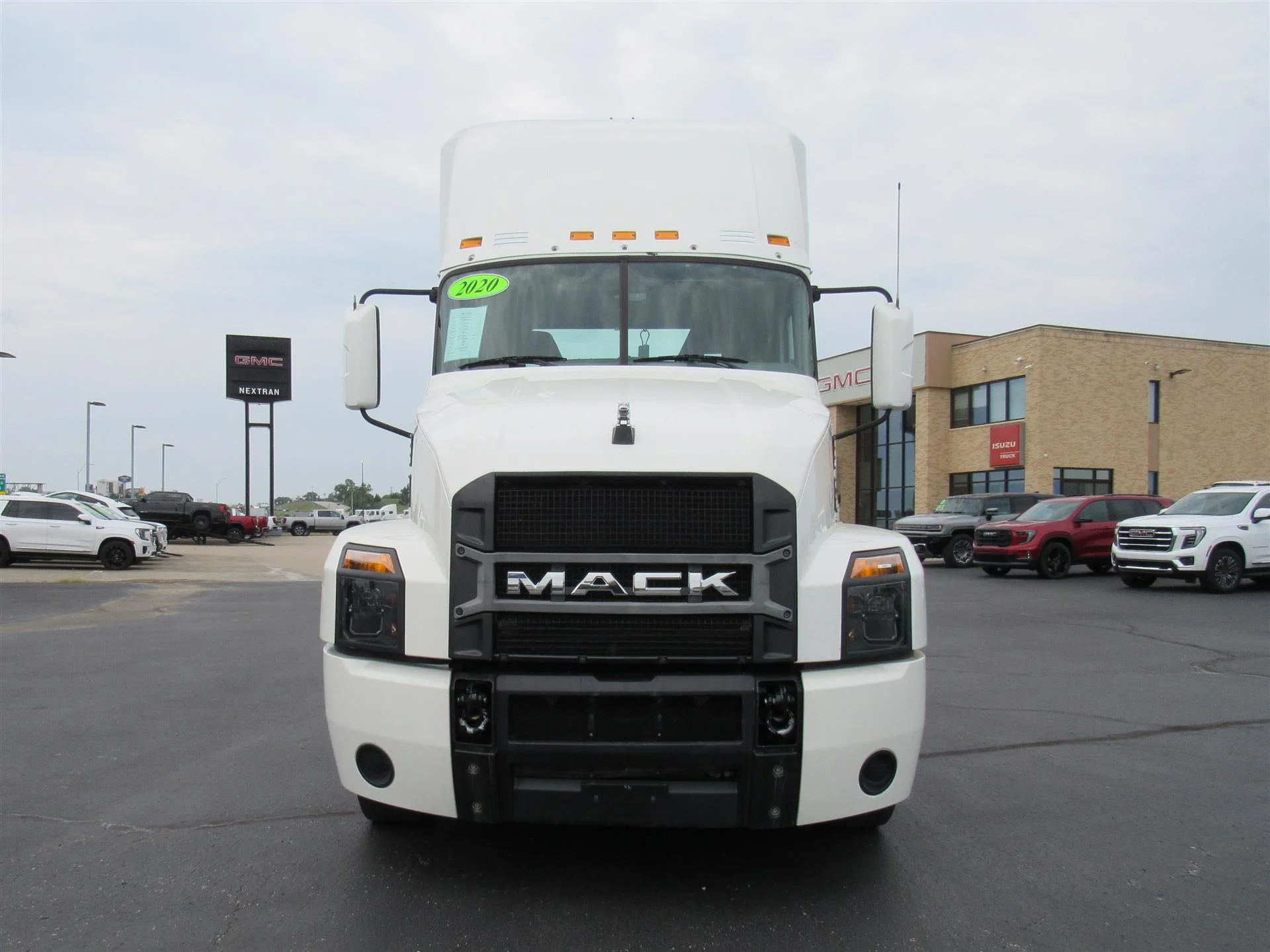 2020 Mack Anthem in Kansas City, MO — photo 9