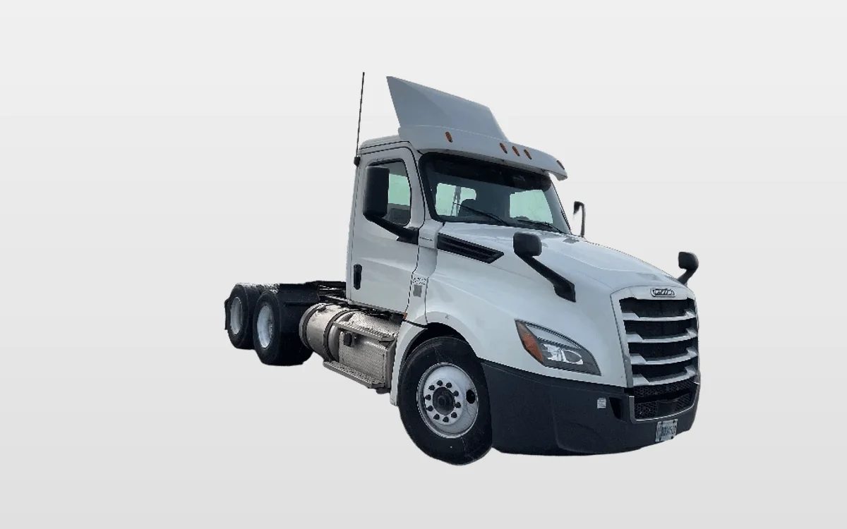 2019 Freightliner - image 1