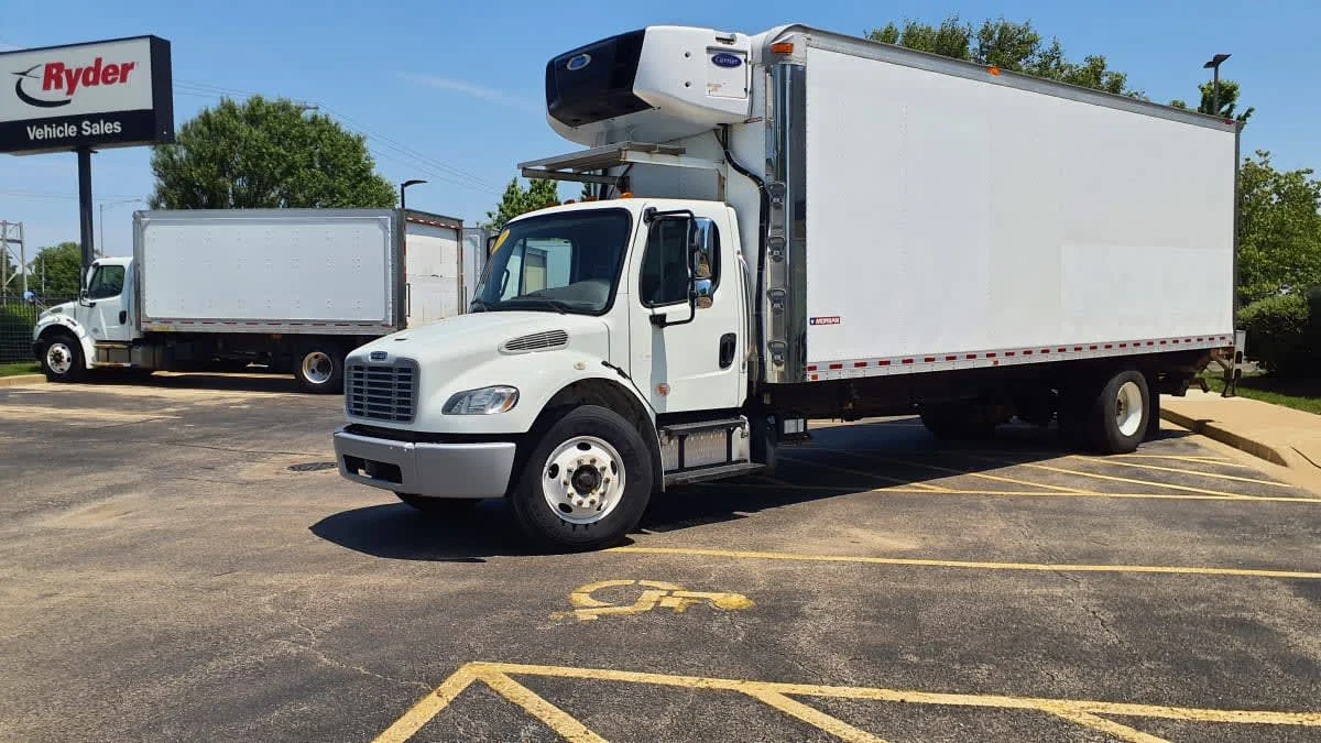 2019 Freightliner M2 106 in Bolingbrook, IL