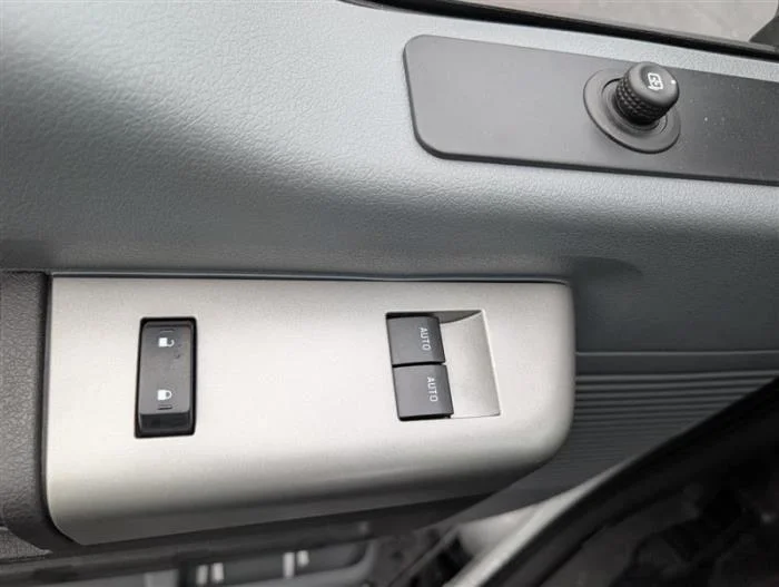 2027 Ford F-750 — photo 19