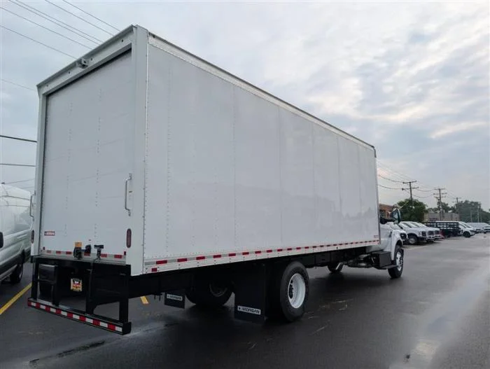 2027 Ford F-750 — photo 6