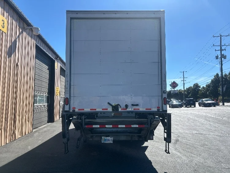 2022 Freightliner eM2 in Portland, OR — photo 7