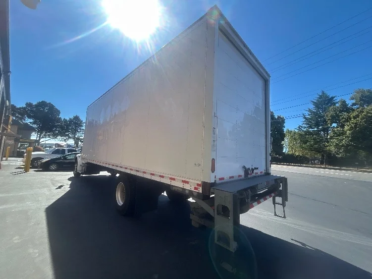 2022 Freightliner eM2 in Portland, OR — photo 6