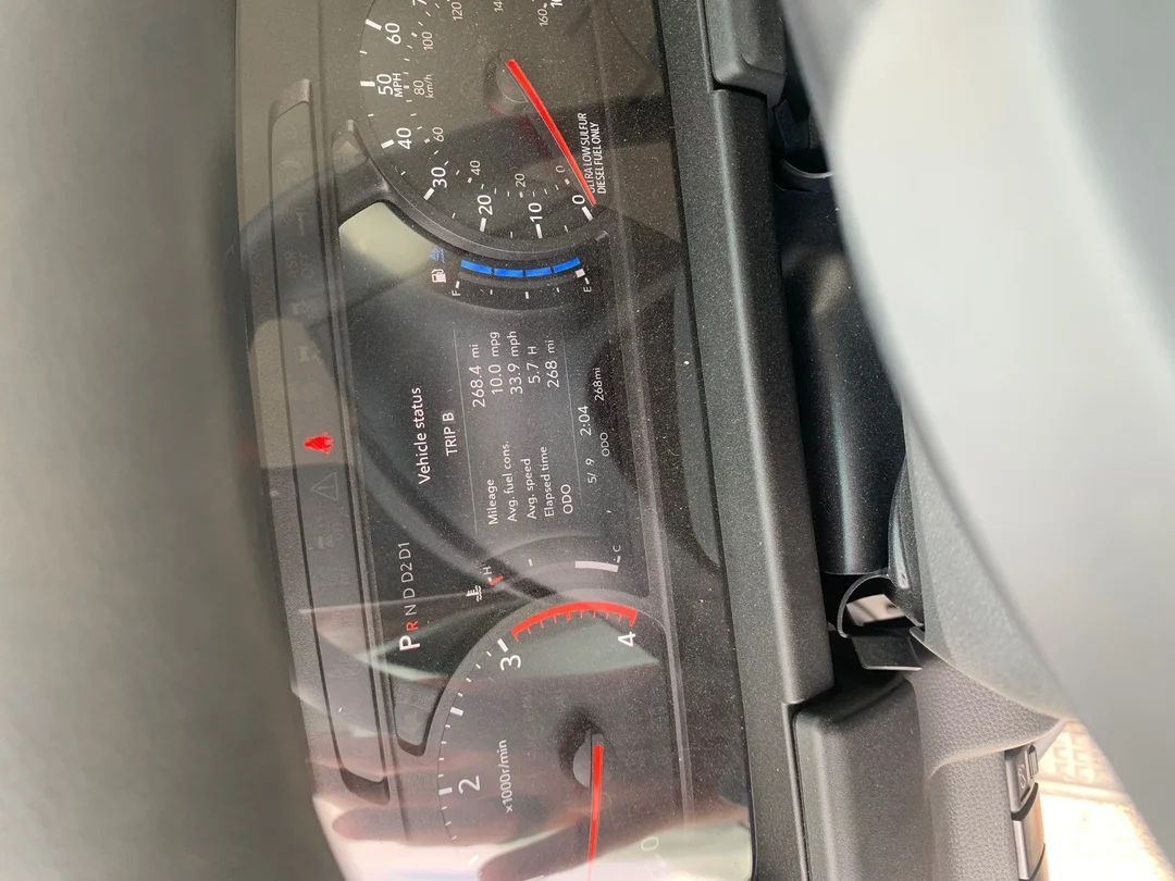 2025 Isuzu NPR - image 11