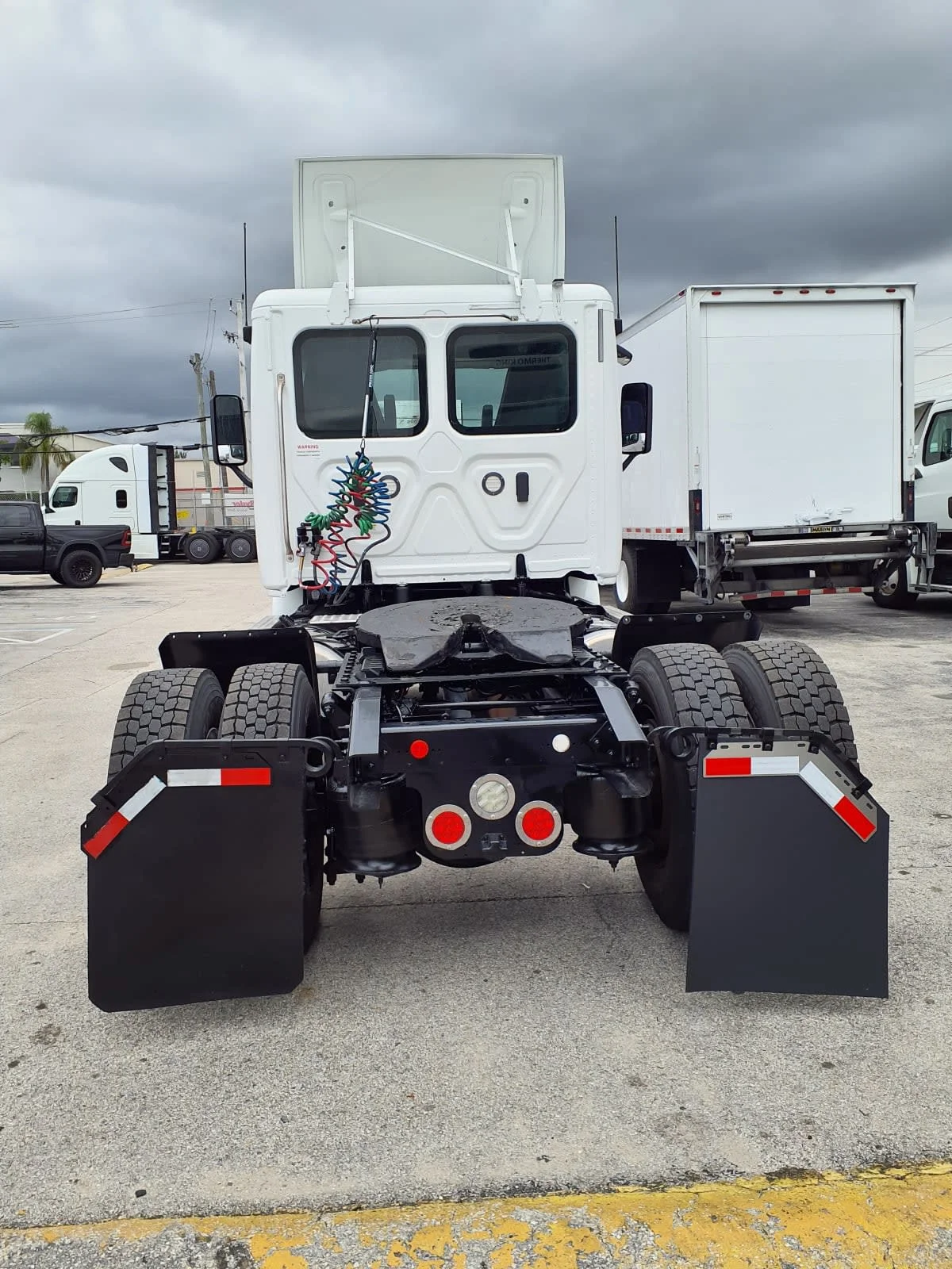 2018 Freightliner Cascadia in Miami, FL — photo 5