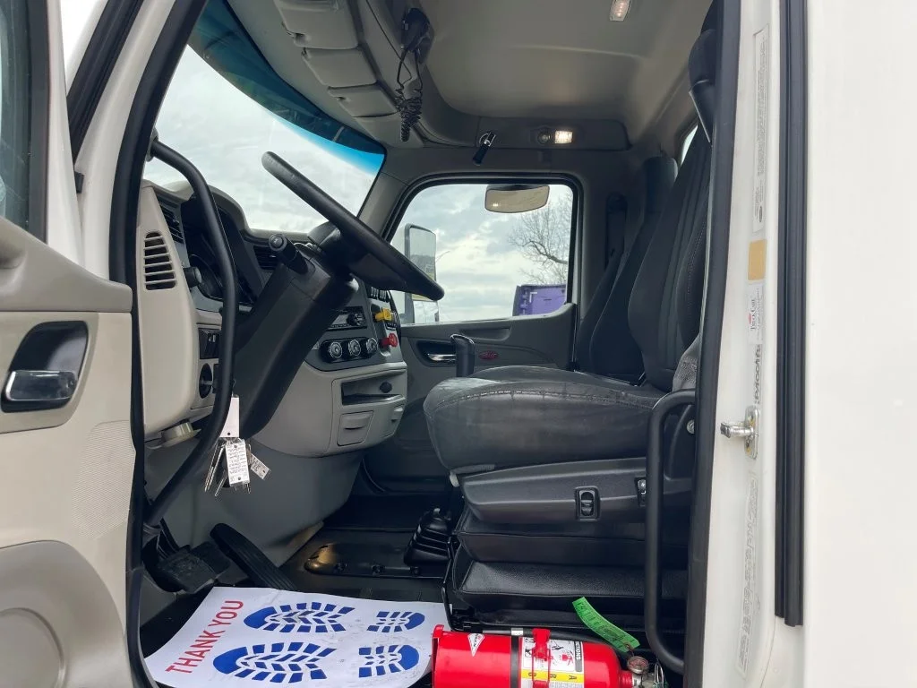 2020 Peterbilt 567 - image 10