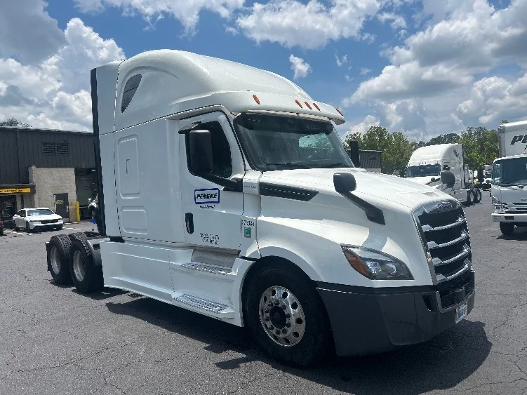 2020 Freightliner Cascadia in Pensacola, FL