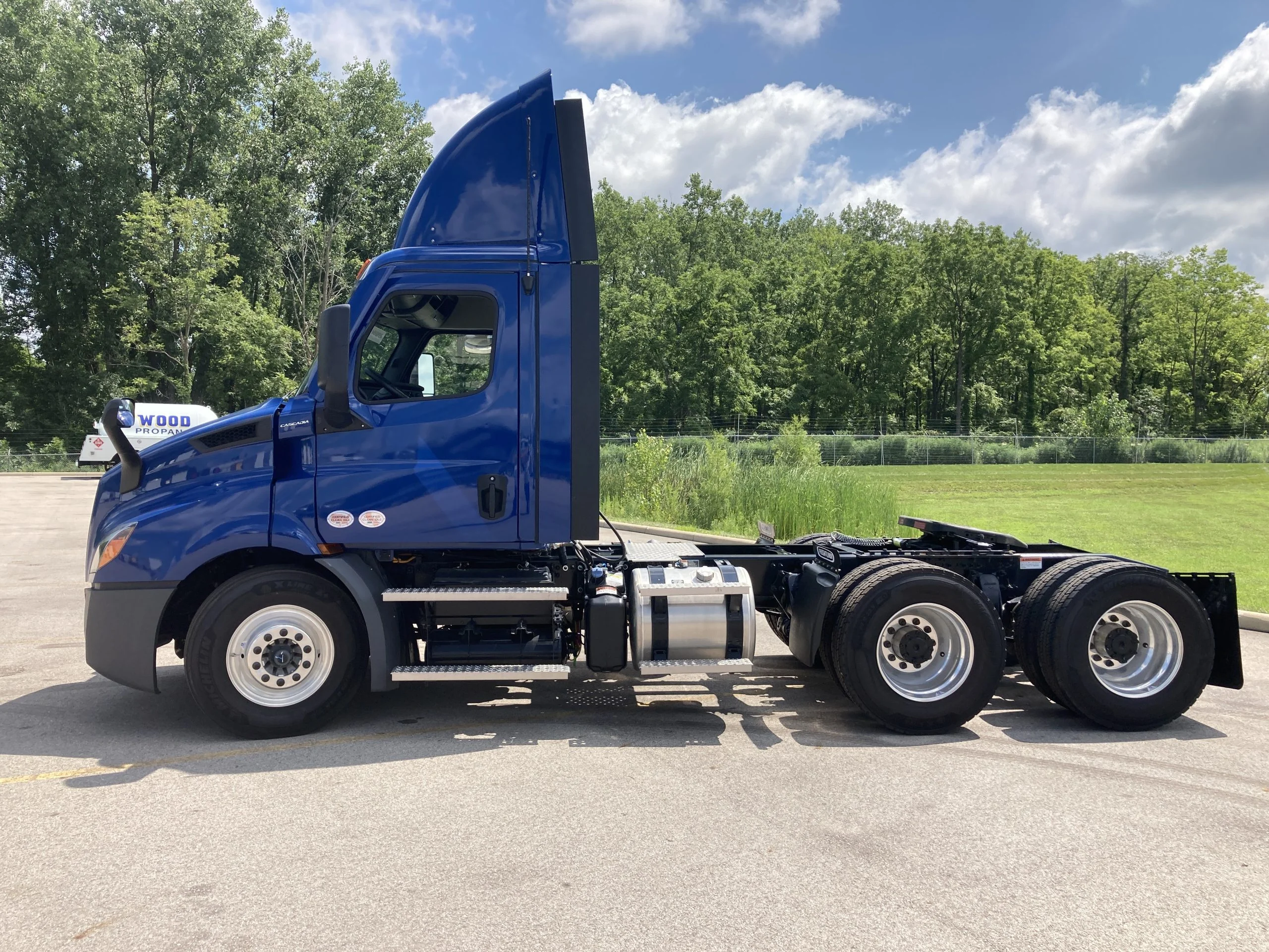 2025 Freightliner Cascadia in Fremont, IN — photo 4
