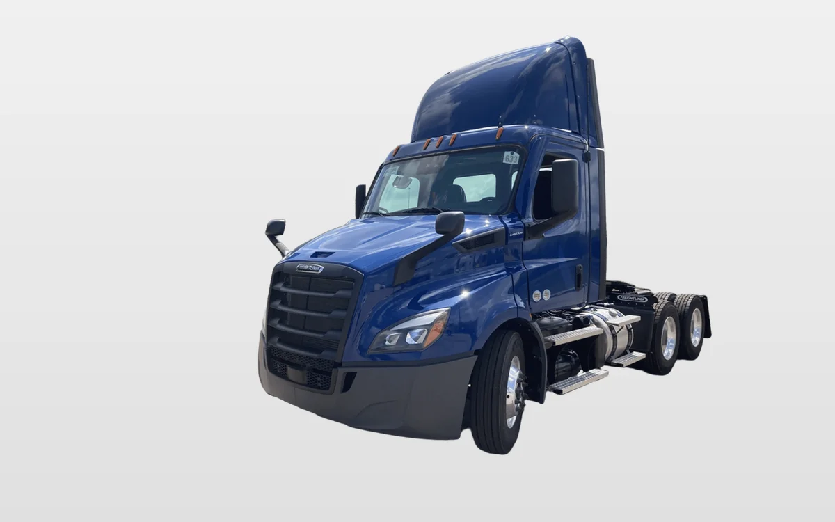 2025 Freightliner - image 1
