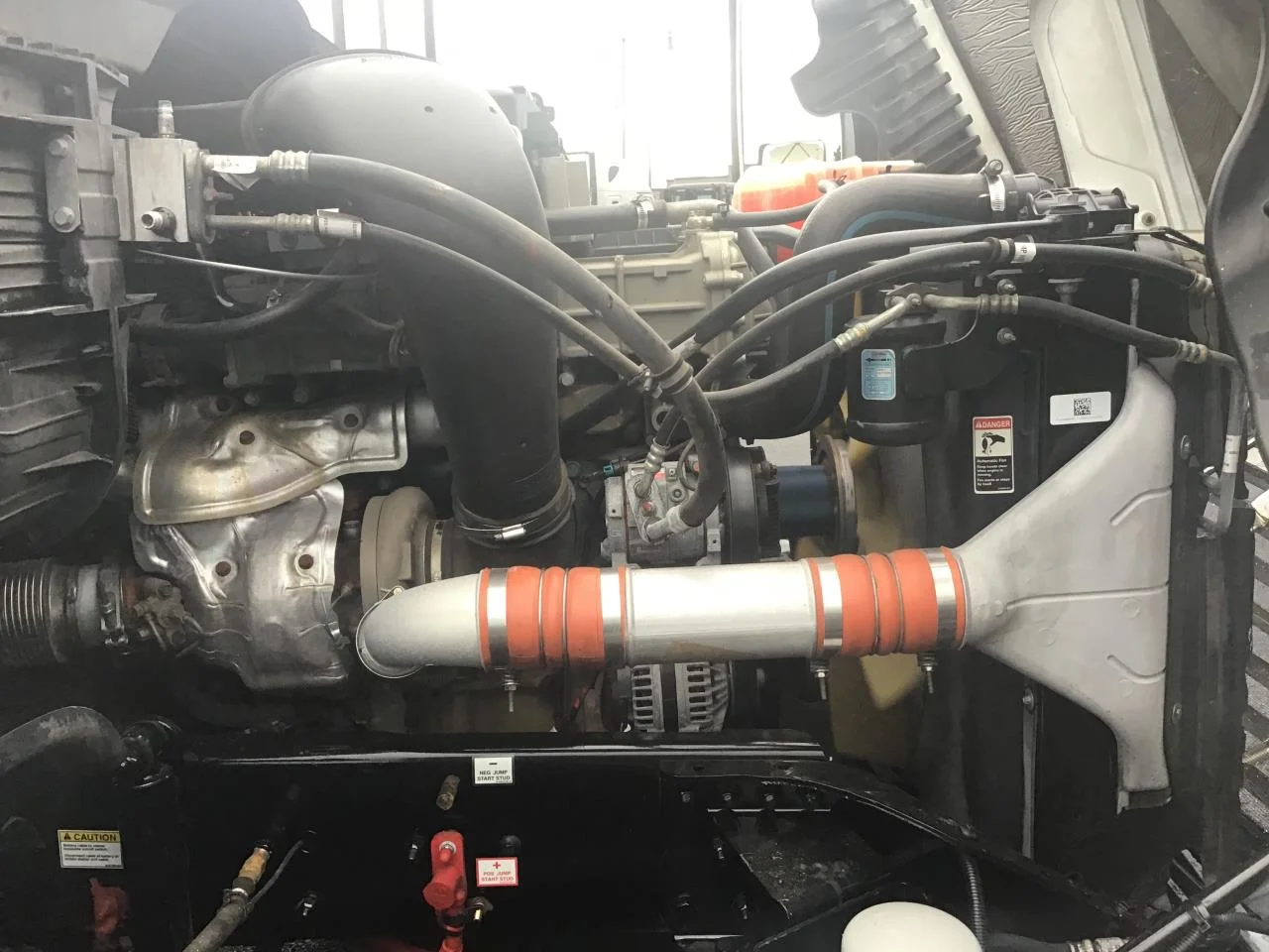 2018 Freightliner Cascadia in Medford, OR — photo 8