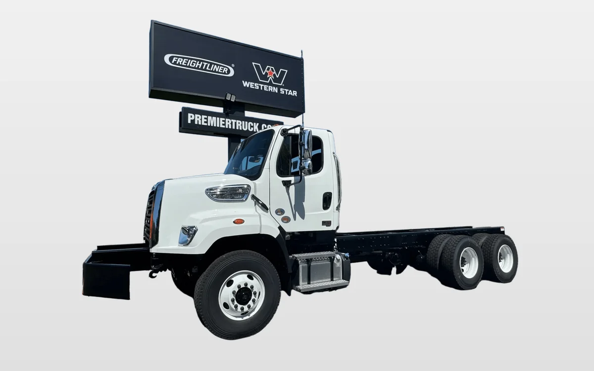 2025 Freightliner 108SD - image 1