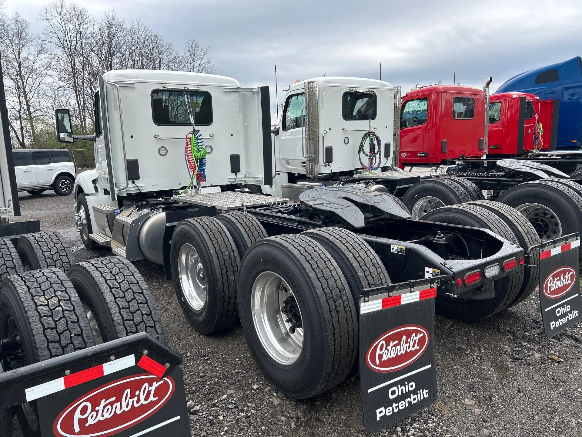 2027 Peterbilt 579 in Youngstown, OH — photo 4
