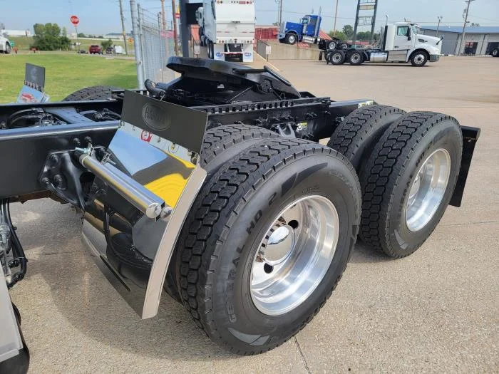 2021 Peterbilt 579 - image 26