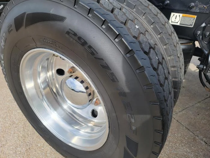 2021 Peterbilt 579 - image 24