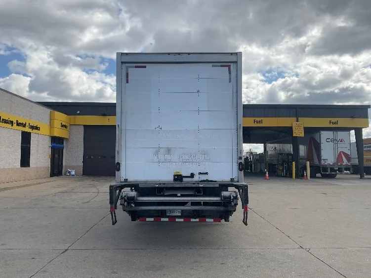 2019 International 4300 - image 7