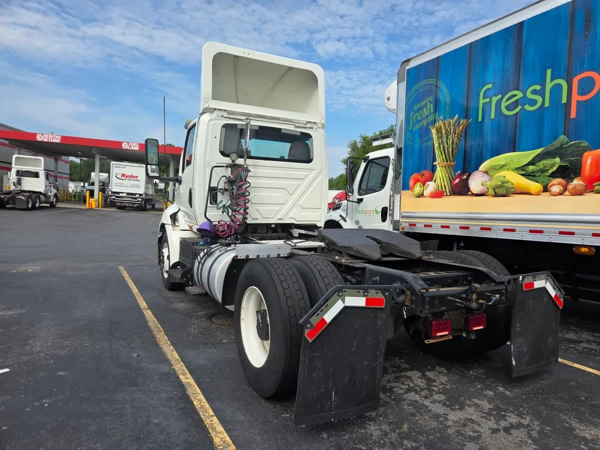 2019 International RH - image 6