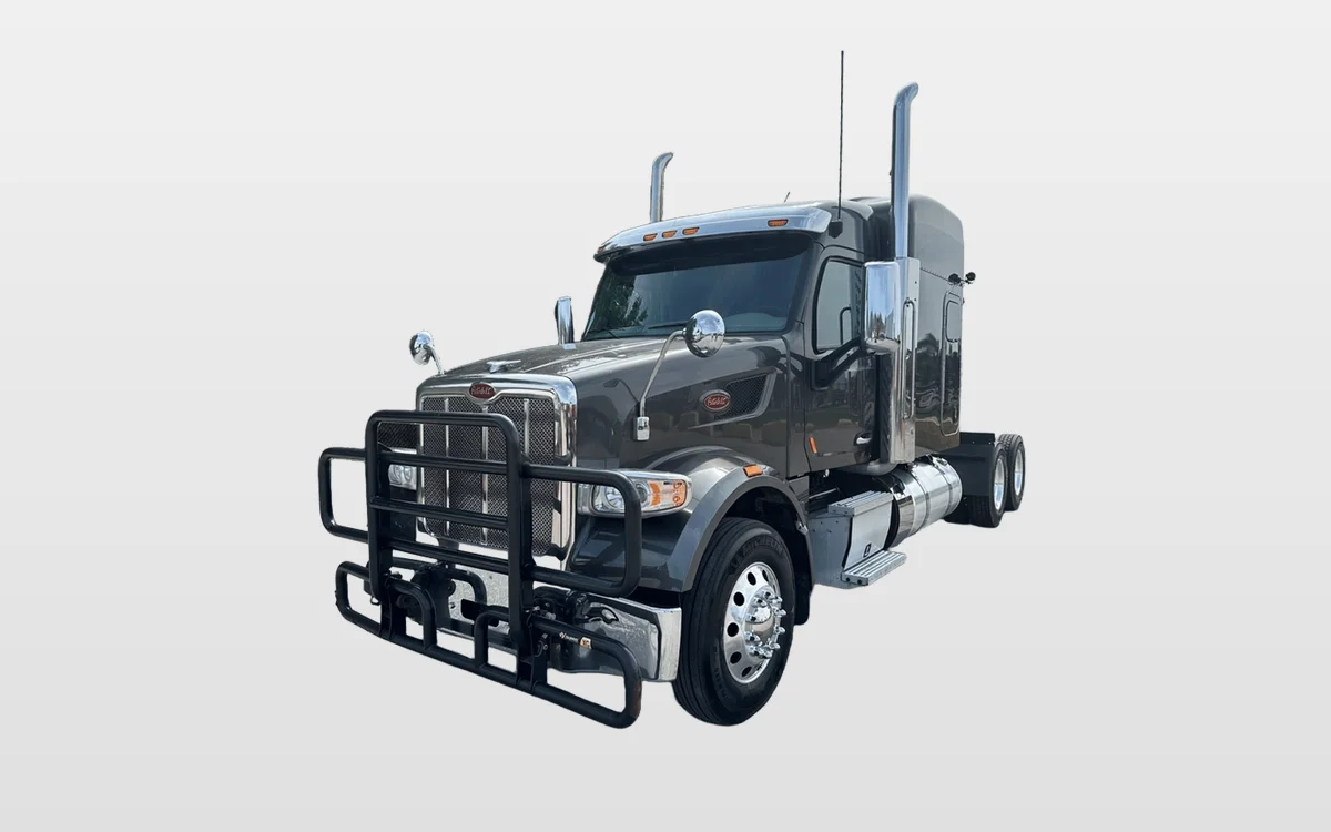 2022 PETERBILT 567 - image 1