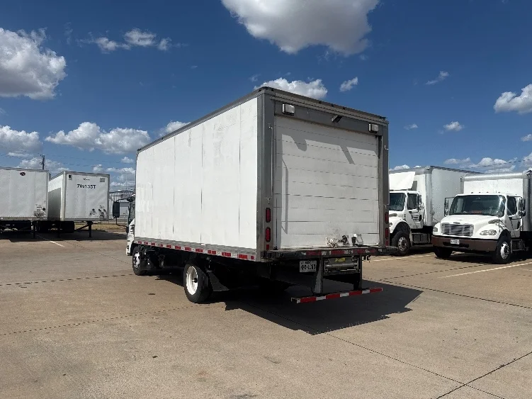 2020 Isuzu NRR in Dallas, TX — photo 6