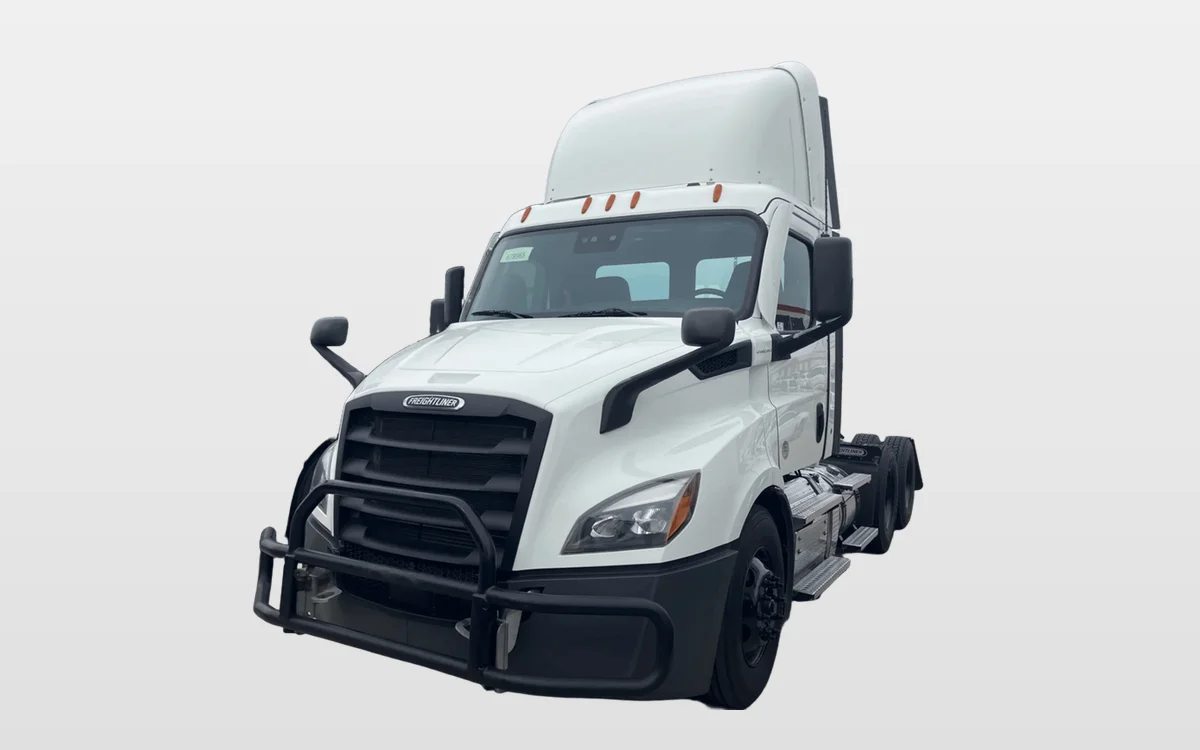 2021 Freightliner - image 1