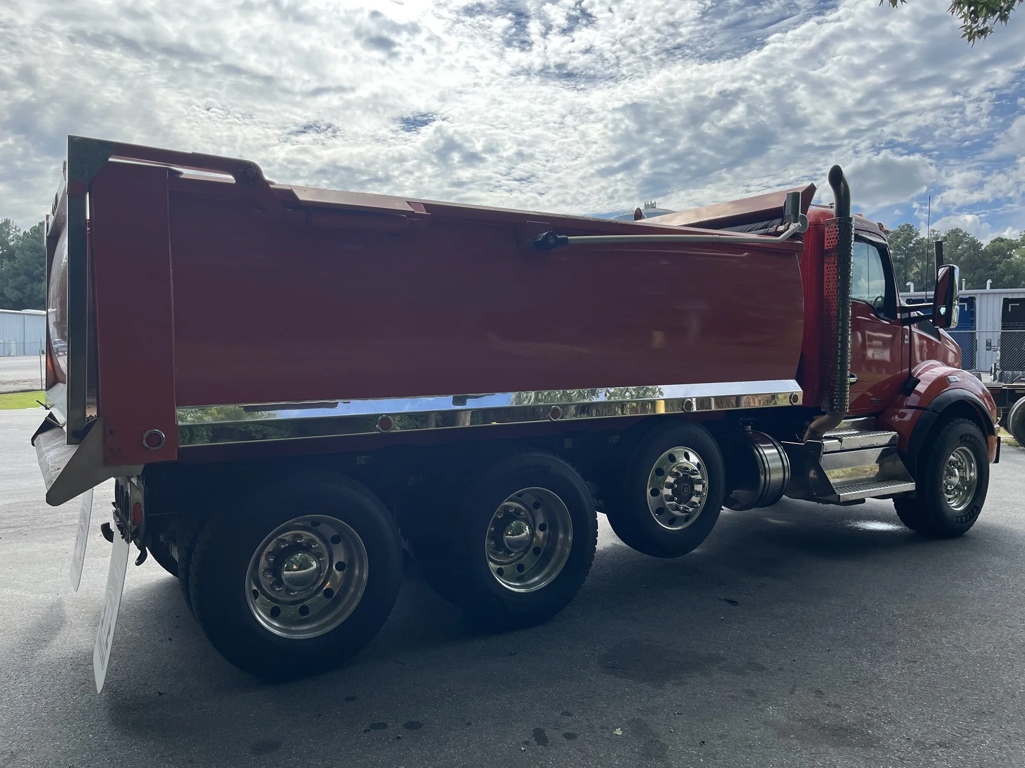 2020 Kenworth T880 - image 4