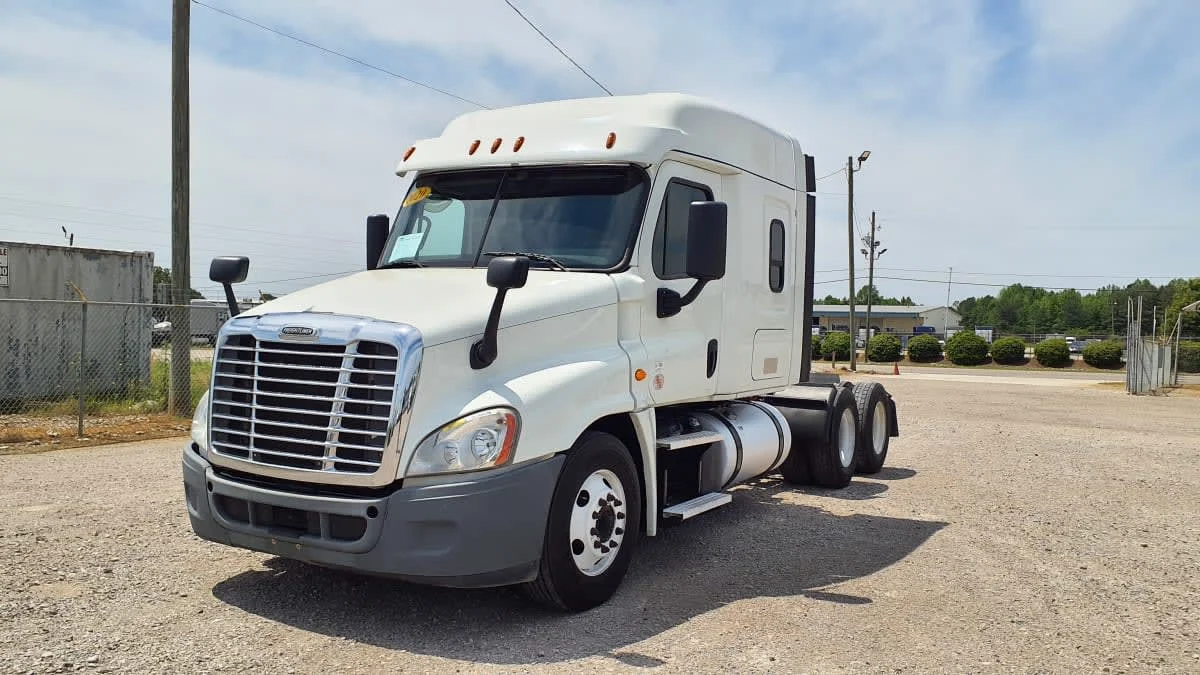 2020 Freightliner Cascadia in Birmingham, AL