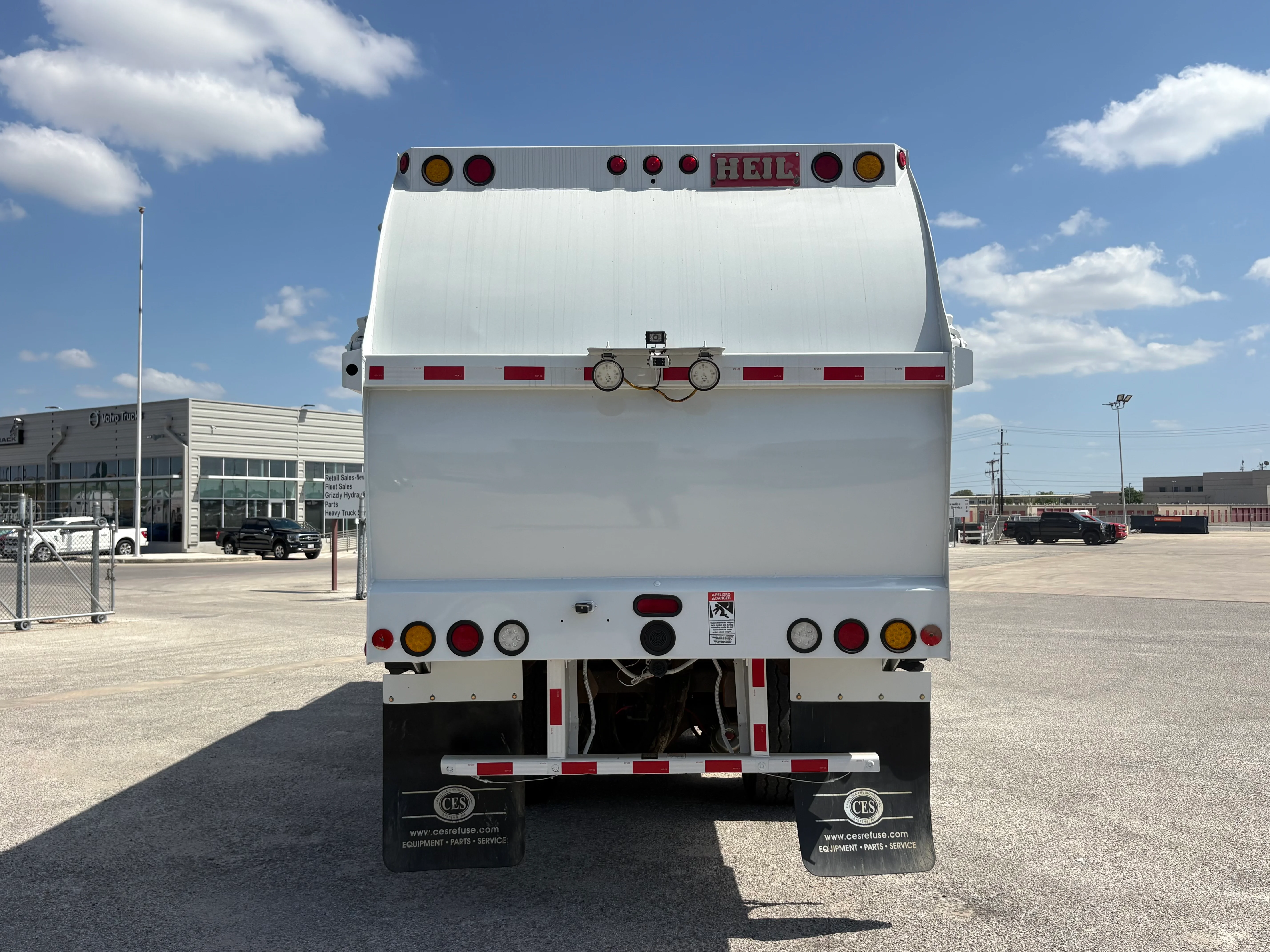 2019 Autocar in San Antonio, TX — photo 8