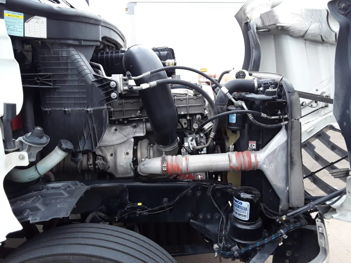 2021 Freightliner Cascadia - image 9