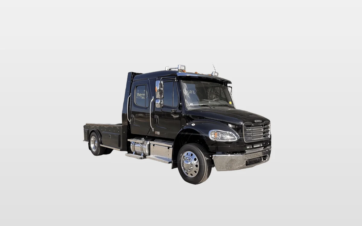 2026 Freightliner M2 106 - image 1