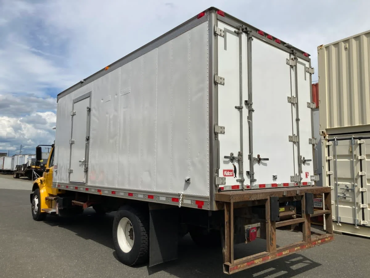 2021 Freightliner M2 106 in Springfield, MA — photo 6
