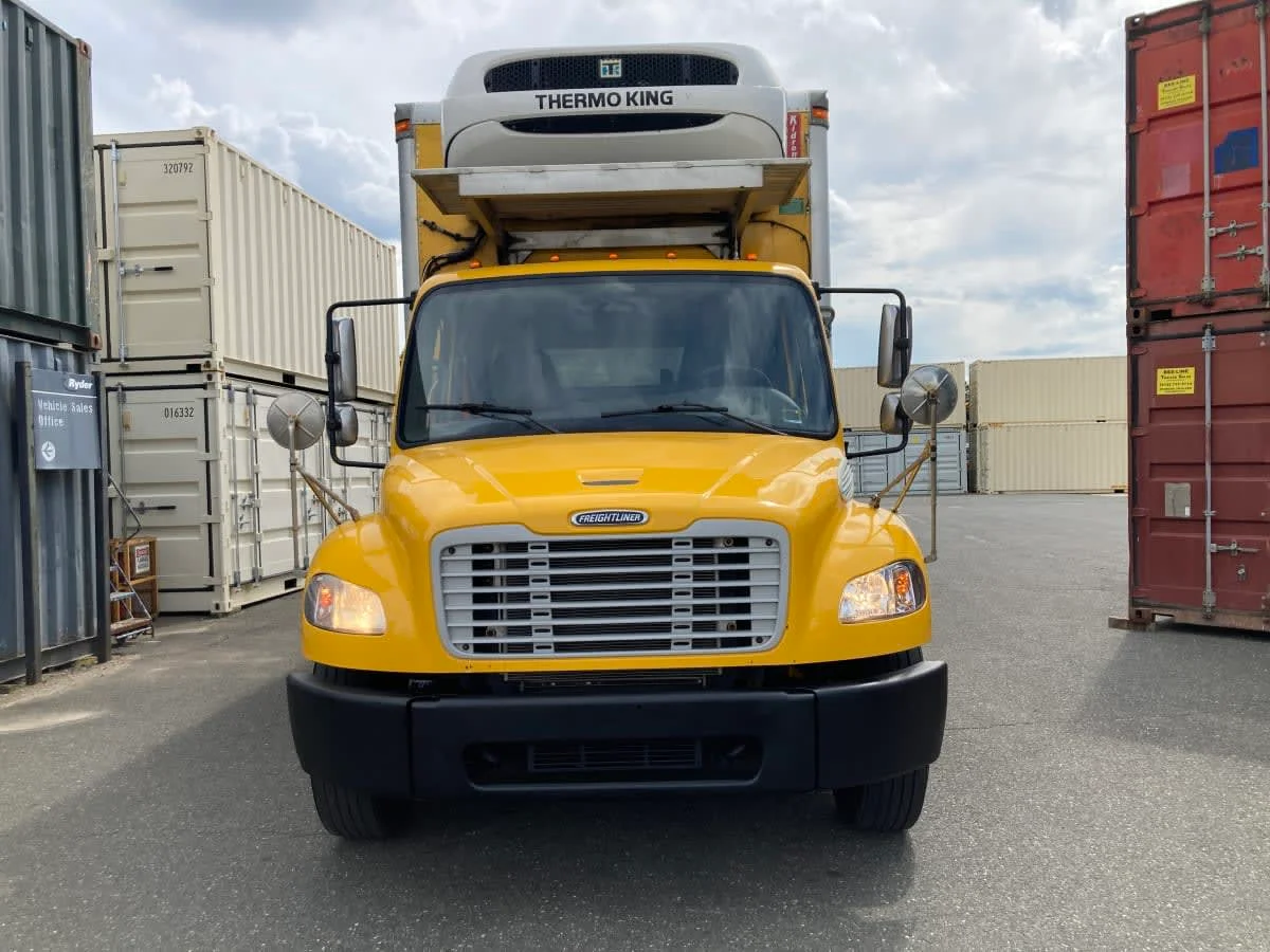 2021 Freightliner M2 106 in Springfield, MA — photo 2
