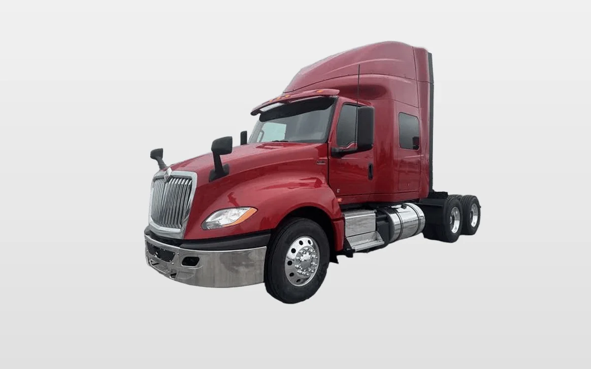 2021 International LT - image 1