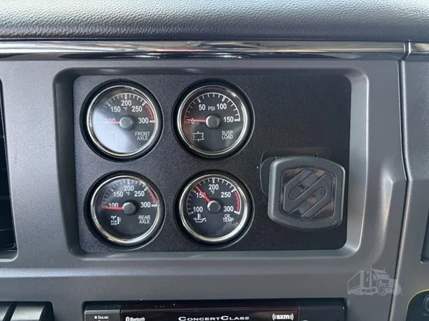 2024 Peterbilt 579 in Salt Lake City, UT — photo 18