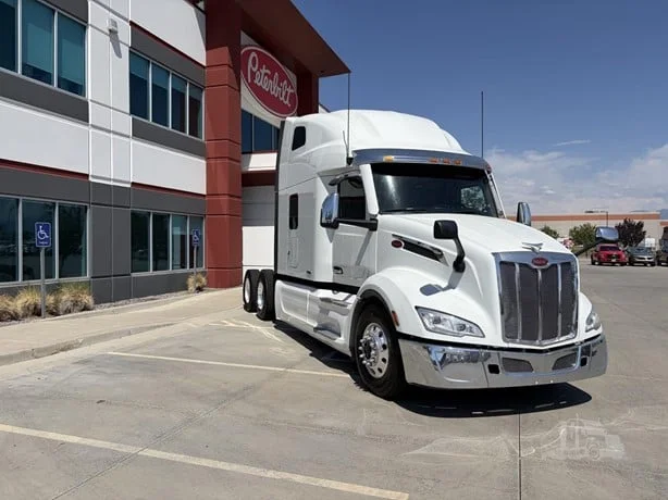 2024 Peterbilt 579 in Salt Lake City, UT — photo 9