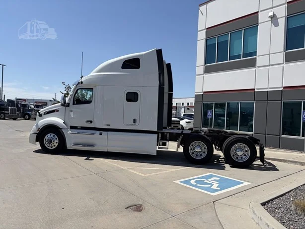2024 Peterbilt 579 in Salt Lake City, UT — photo 3