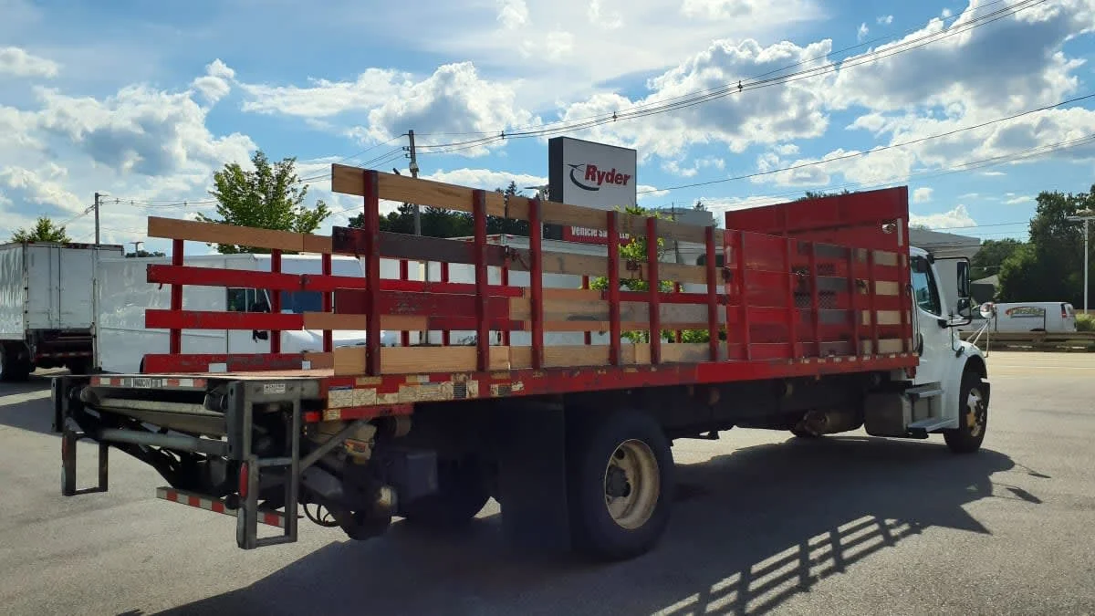 2019 Freightliner M2 106 in Norwood, MA — photo 4
