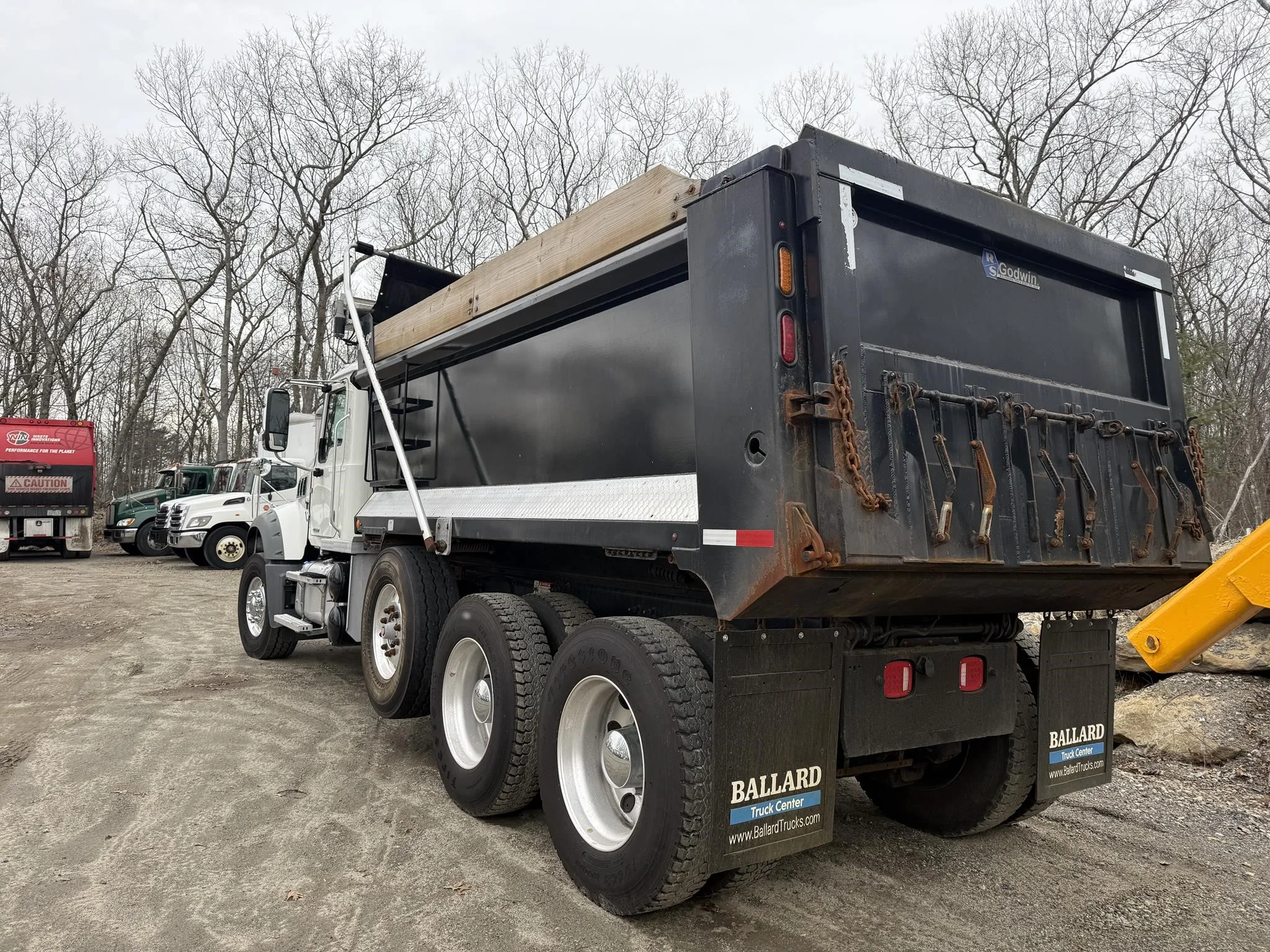 2023 Mack Granite in Worcester, MA — photo 3