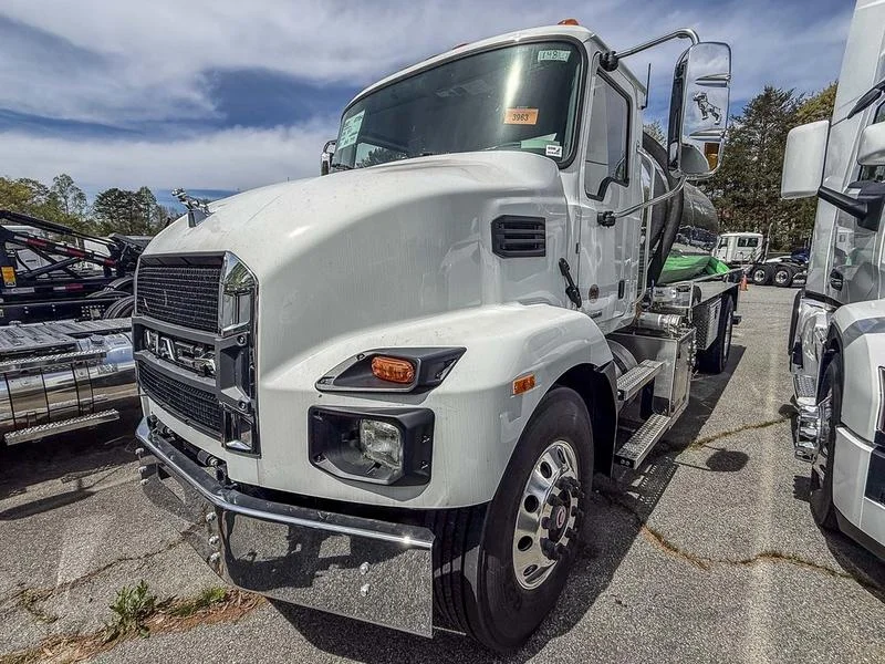 2026 Mack MD in Greensboro, NC — photo 2
