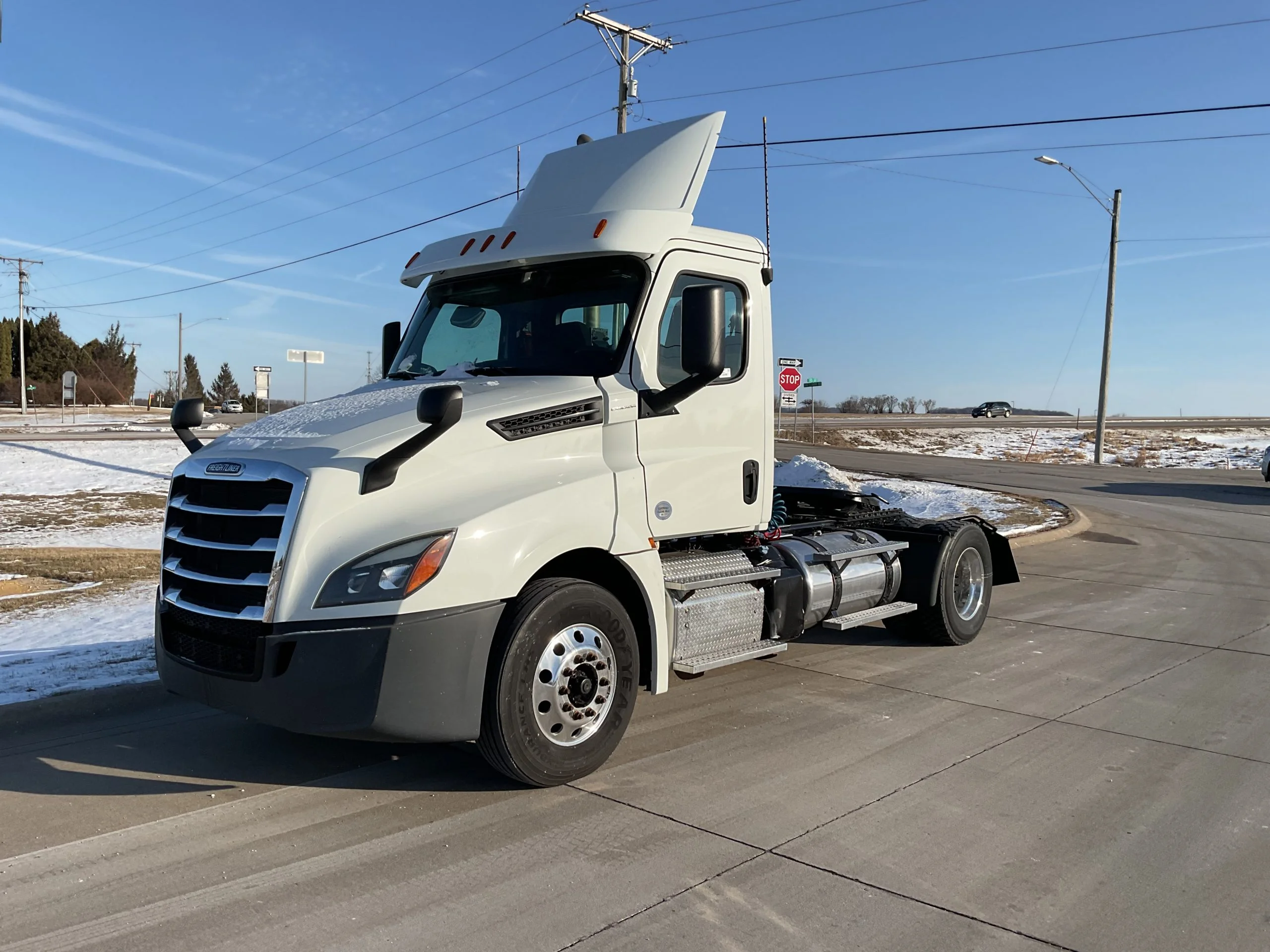 2019 Freightliner Cascadia in Madison, WI
