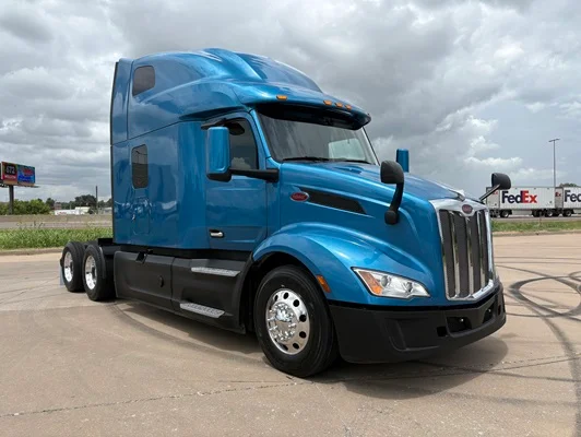 2022 Peterbilt 579