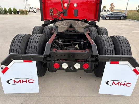 2022 Kenworth T680 in Englewood, CO — photo 11