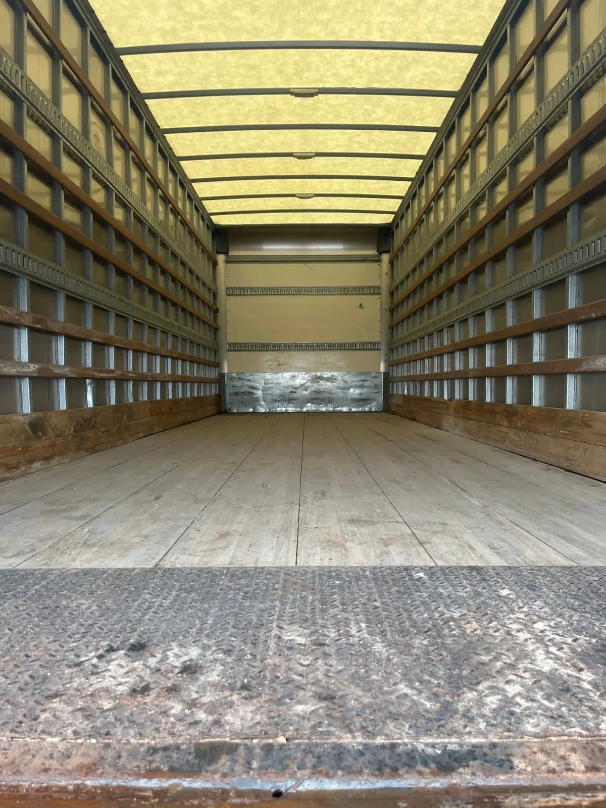 2020 Freightliner M2 106 in Minneapolis, MN — photo 8