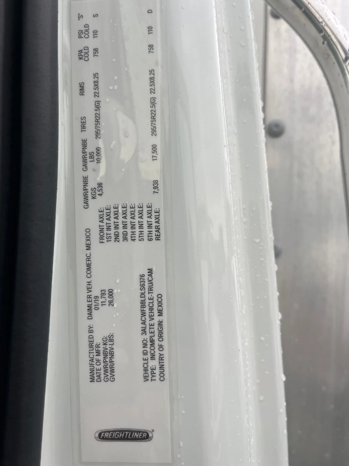 2020 Freightliner M2 106 in Minneapolis, MN — photo 10