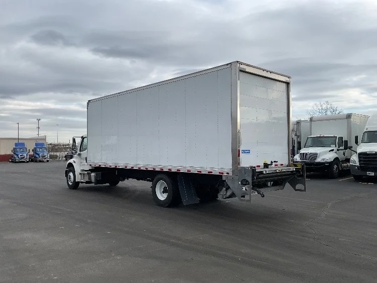 2024 Freightliner M2 106 - image 6