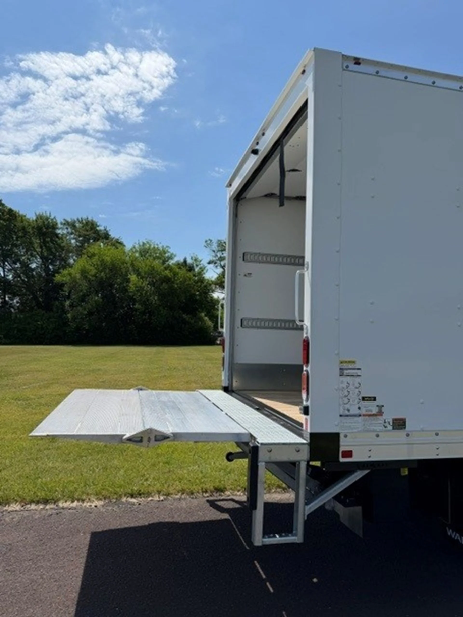 2026 Isuzu in Conshohocken, PA — photo 5