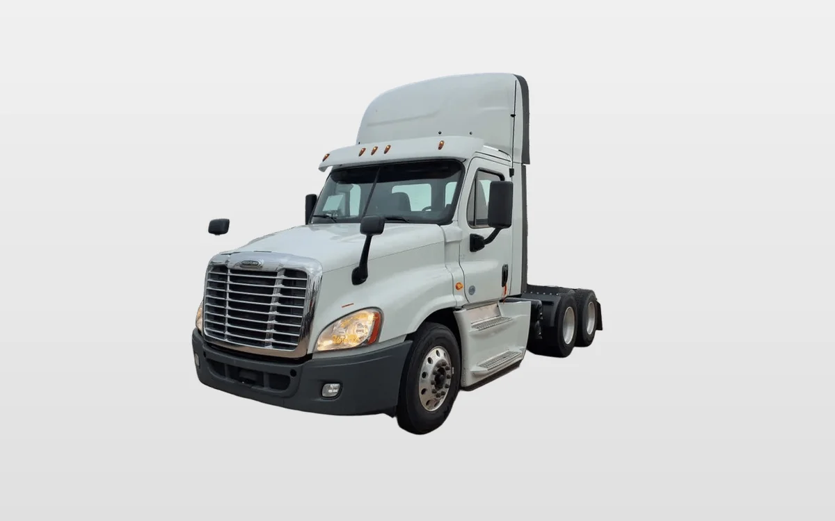 2019 Freightliner - image 1