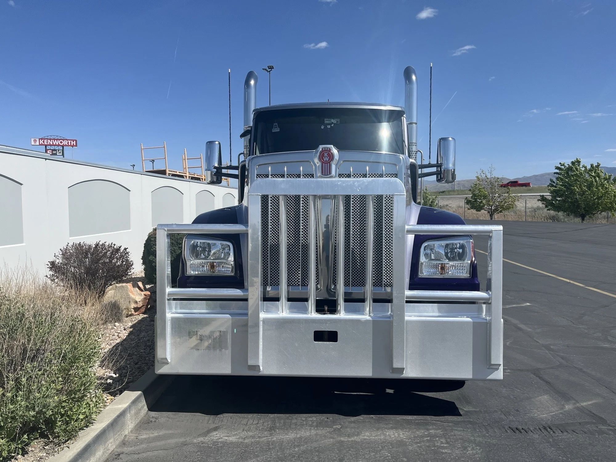 2024 Kenworth W990 - image 3