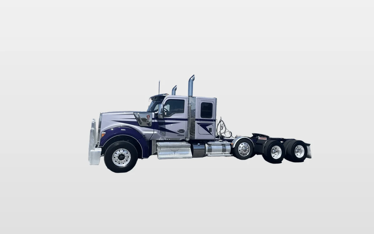 2024 Kenworth W990 - image 1